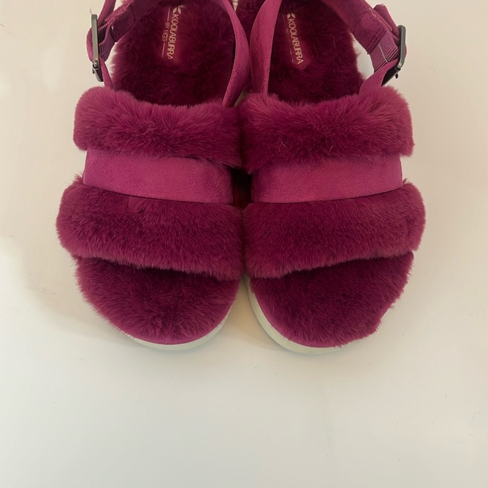 Koolaburra by UGG Festival Fuchsia Fuzz’d Out Slipper size 6